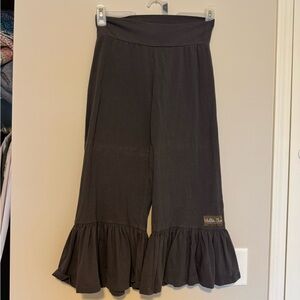 Matilda Jane Gray Ruffle Bottoms • Small